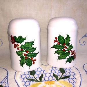 Beautiful Set of Salt&Pepper Shaker by Hallmark